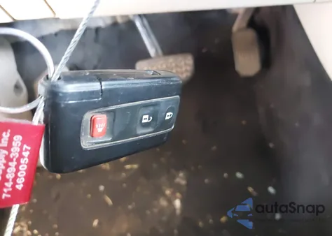 2005 Toyota Prius z USA, uszkodzony, nr VIN JTDKB20U153009247